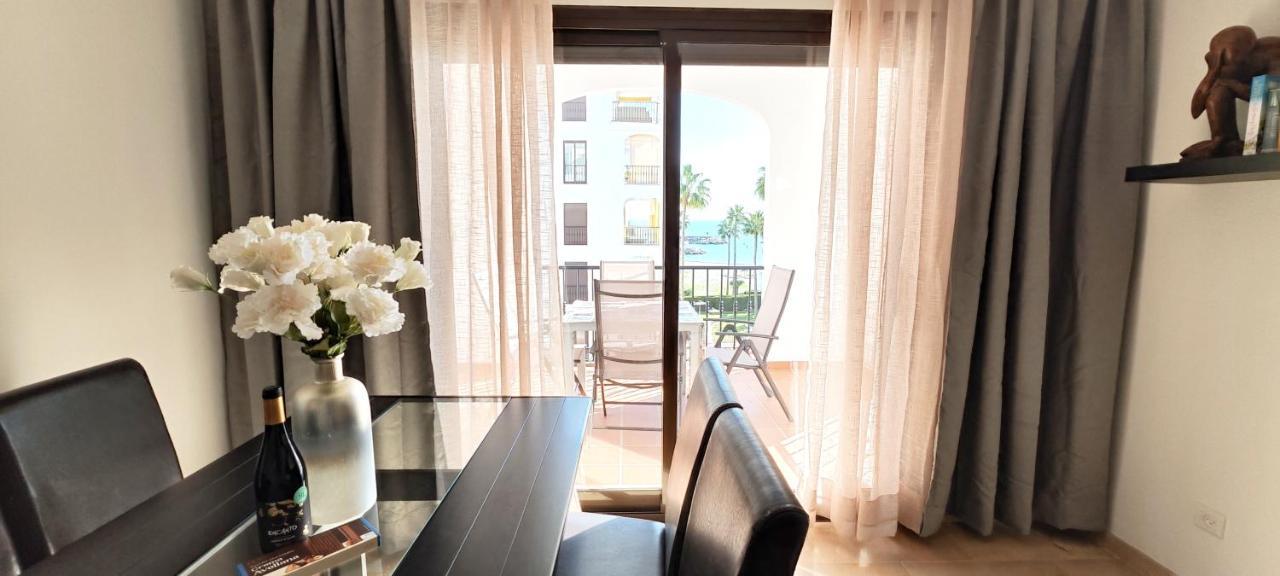 Puerto De La Duquesa Sea View Apartment Manilva Exterior photo