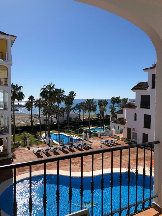 Puerto De La Duquesa Sea View Apartment Manilva Exterior photo